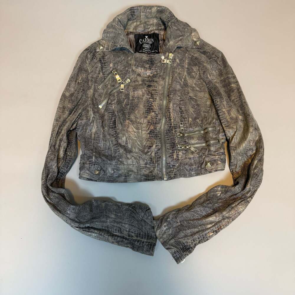 Carmin Women’s Metallic Silver Snakeskin Moto Jacket Size Small Studded Y2K